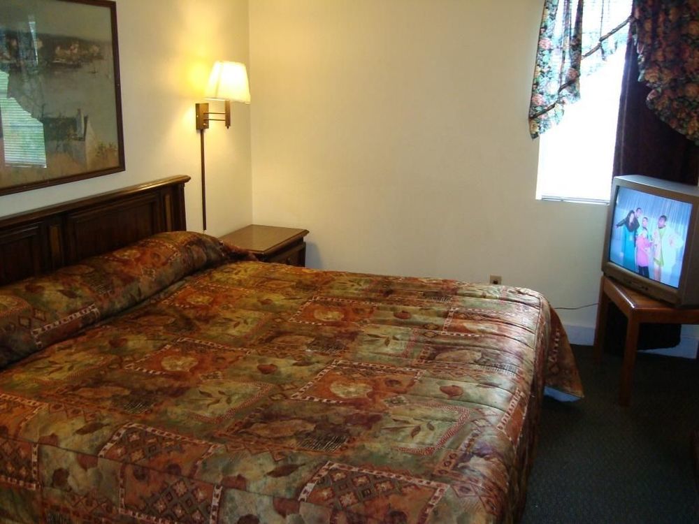 Town House Motel Tupelo Quarto foto