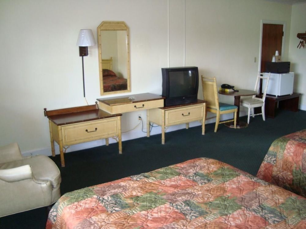 Town House Motel Tupelo Quarto foto